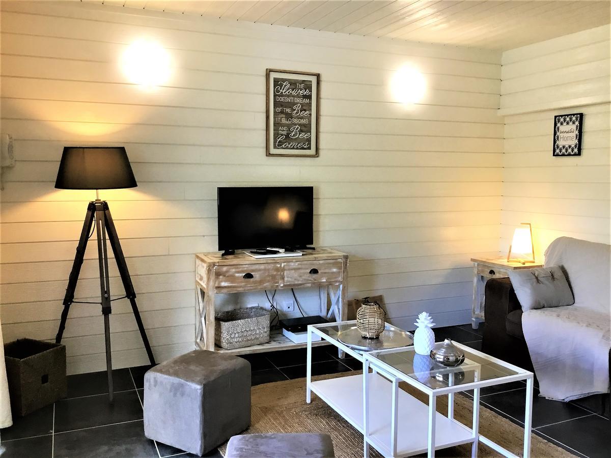 Studio La Voile Blanche Orient Bay Exterior foto